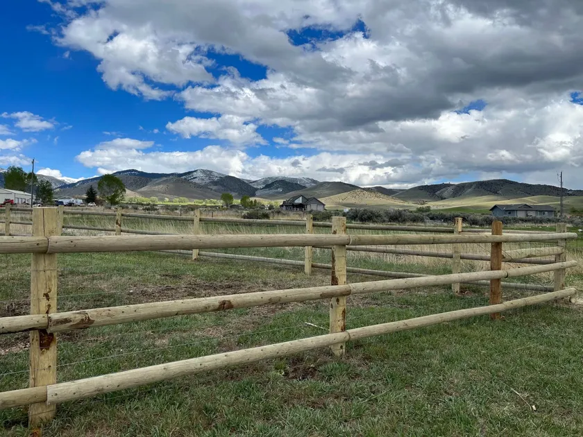 Field Fencing project by Montana Ranch & Land in Southwest Montana — photo 4