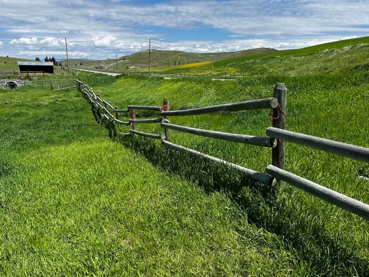 Aging ranch fence before replacement