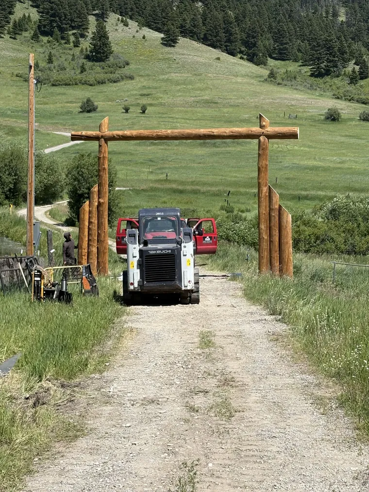 Log Archway Installation, by Montana Ranch & Land Improvement Service